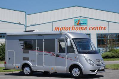 Hymer EX512|Hymer EXsis i512 2009|Hymer EX512 Bike Rack|Dining|Kitchen|Dining|Rear bed|Washroom|